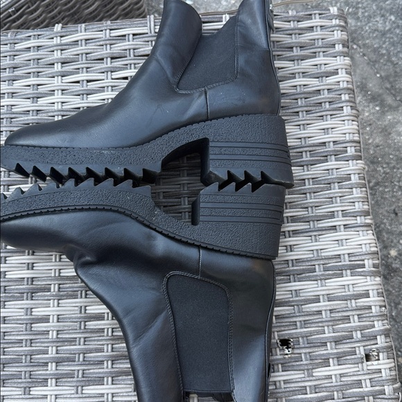 Sam & Libby Shoes - Sam & Libby Black Chelsea Ankle Boots Women's Size 10 new no tag